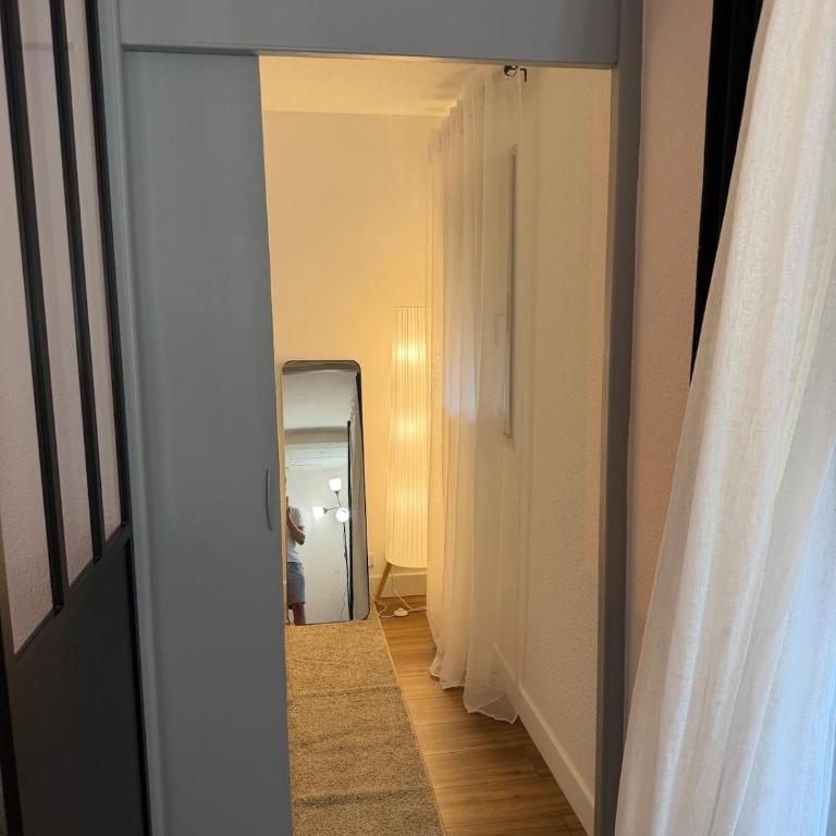 Apartment 800 m from the sea Near Cannes - Appartamento con 1 Camera da Letto - 4