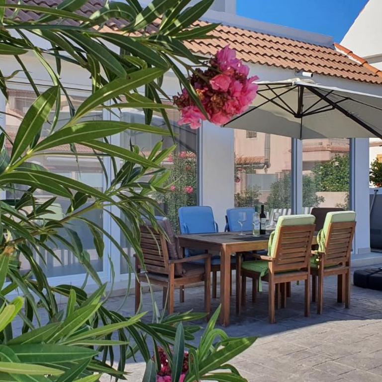 Villa Blanca Vista al mar, 30metros de la playa - Villa de 3 dormitorios - 12