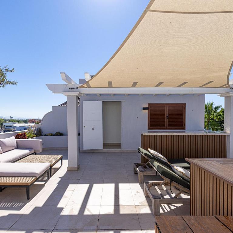 Penthouse Alhambra - dakterras & private pool - Appartement 2 Chambres - 3