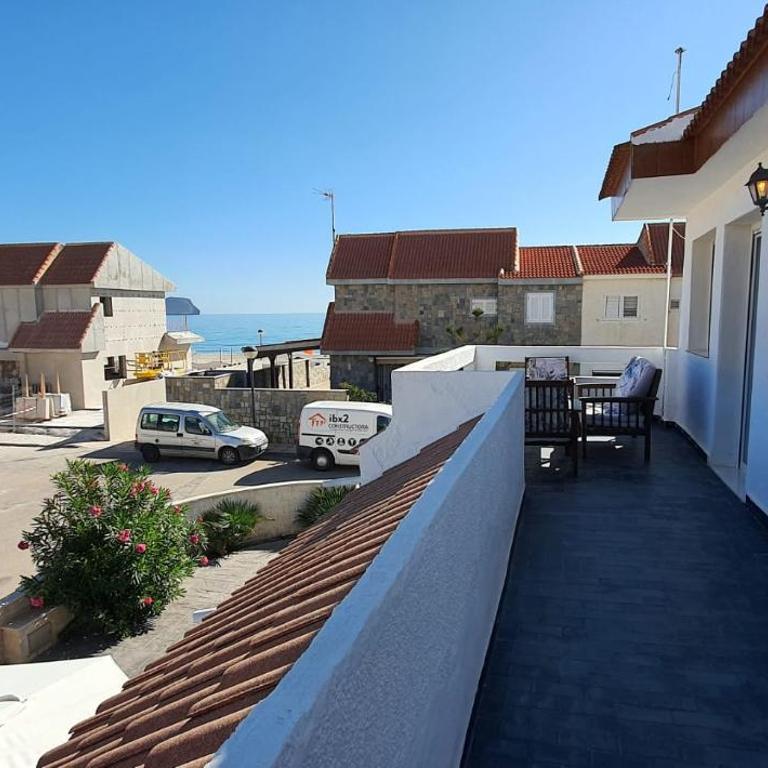 Villa Blanca Vista al mar, 30metros de la playa - Villa de 3 dormitorios - 18