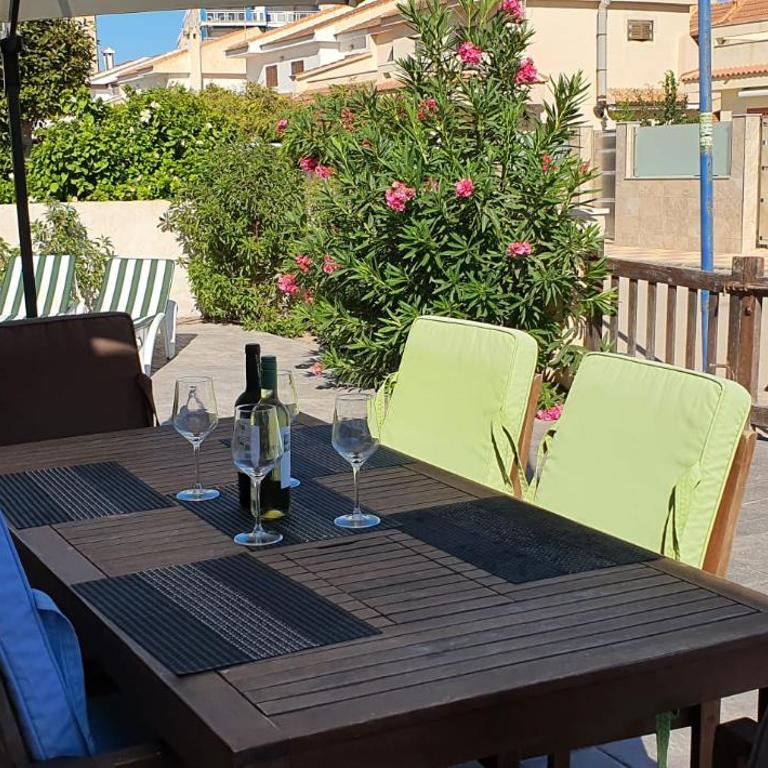 Villa Blanca Vista al mar, 30metros de la playa - Villa de 3 dormitorios - 19