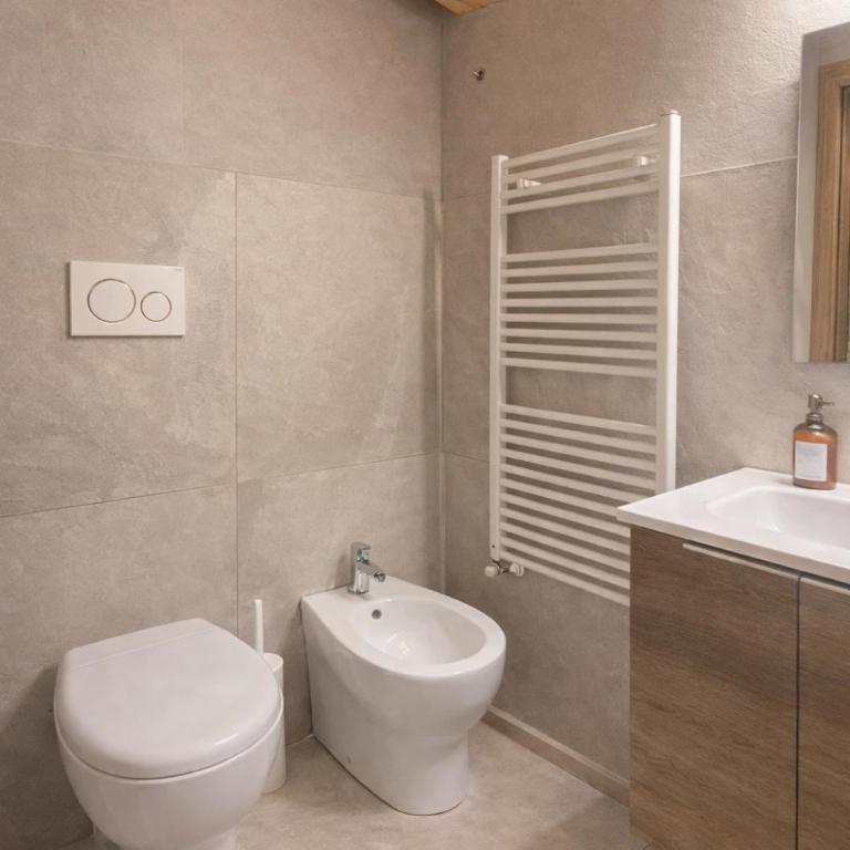 Boutique Alpine Studio by SupaStays - One-Bedroom Apartment - 7