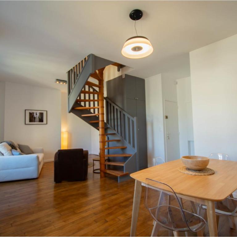 The Lioness of Orléans Spacious & Bright 2-Bedroom - Appartement - 4