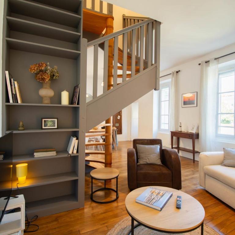 The Lioness of Orléans Spacious & Bright 2-Bedroom - Appartement - 22