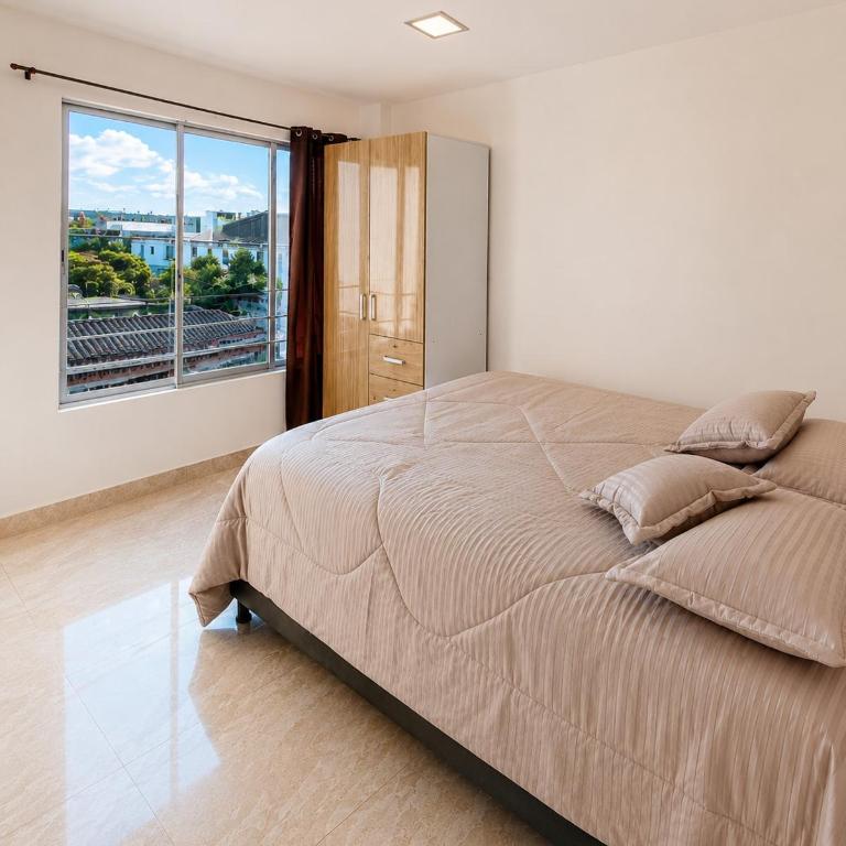 A top location, steps from the historic center - Apartamento - 1
