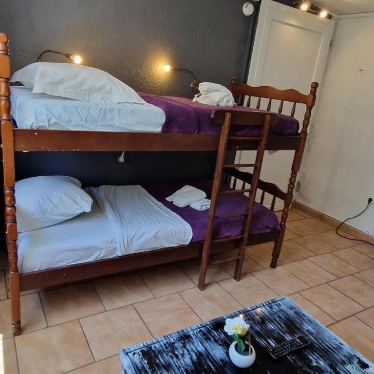 Hotel Clair Logis - Chambre Familiale avec Terrasse - 4