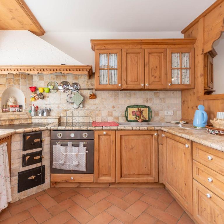 A casa di Loreta - Appartamento con Vista e Balcone - 9