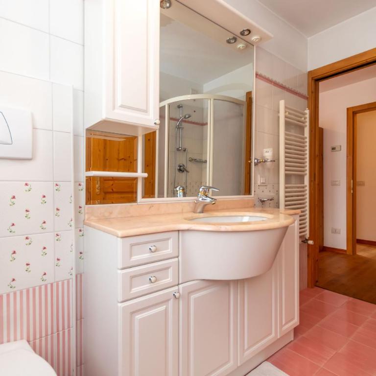 A casa di Loreta - Appartamento con Vista e Balcone - 24