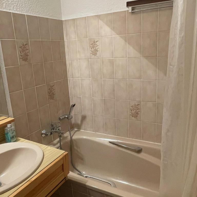 Studio calme pour 4 pers. avec terrasse à Samoëns - FR-1-629-30 - Studio - 9