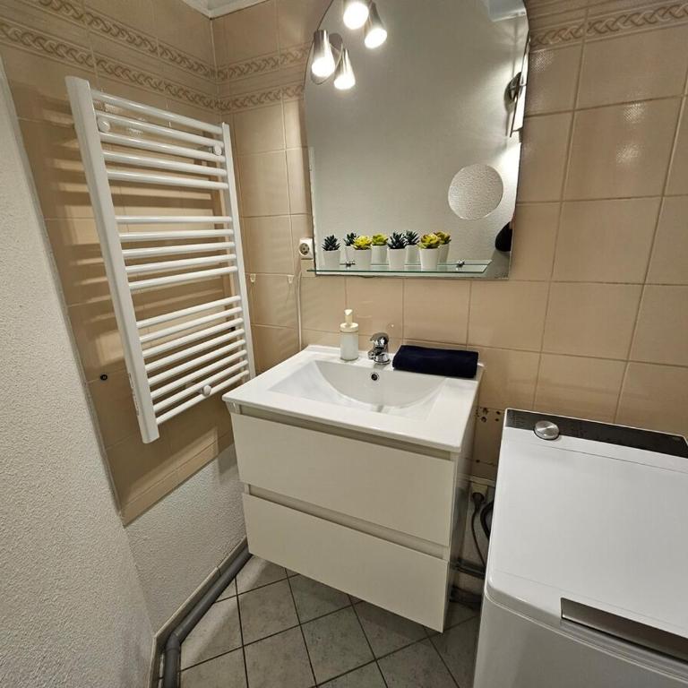LE MARTY 7 Vue Mer Centre Terrasse Garage Piscine Climatisation - Apartment - 14