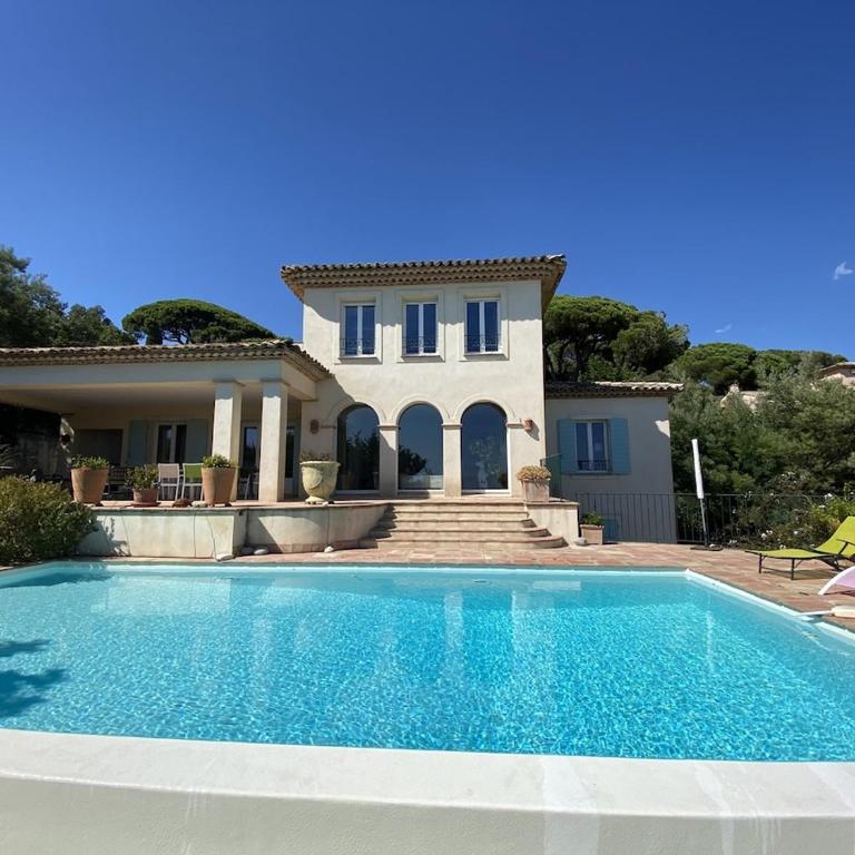 Nice family house with pool sea view - Maison de Vacances - 14