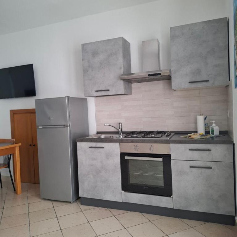 Center House - One-Bedroom Apartment - 23