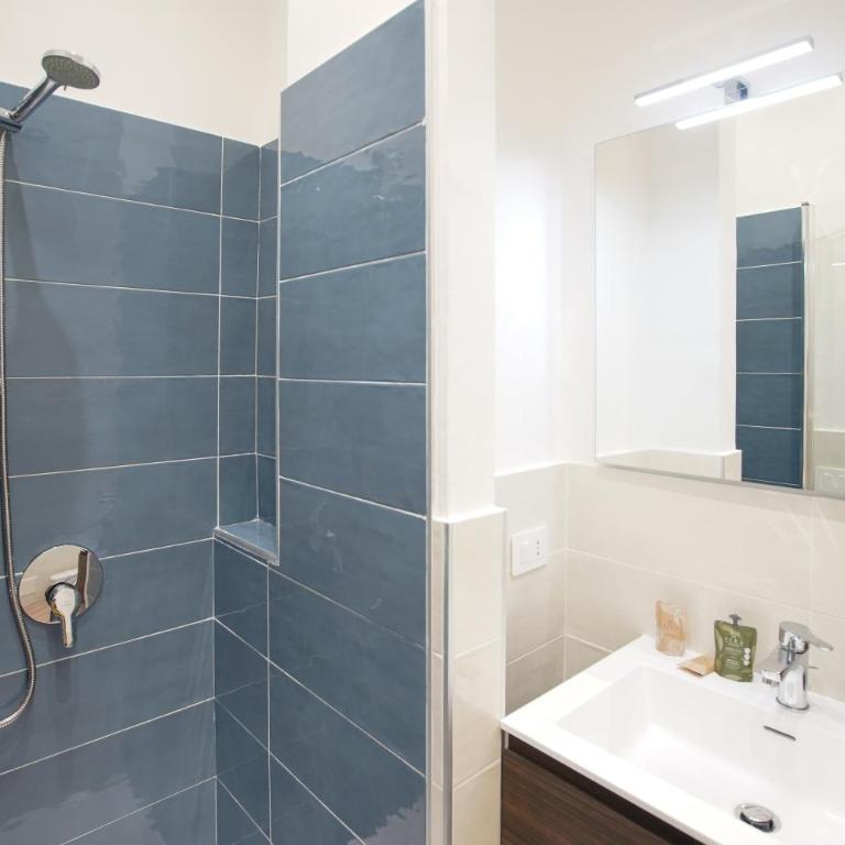 B-Stay Napoli Miniappartamento Pizzofalcone - Appartamento con 1 Camera da Letto - 5