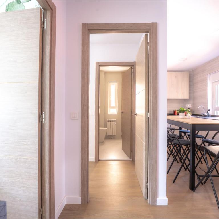 LUJO Maquina Arcade, Patinetes, Netflix y Parking - Apartamento - 35