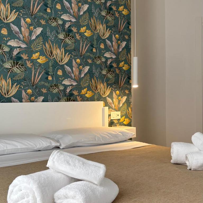 Bella Napoli Rooms - Camera King con Balcone - 2