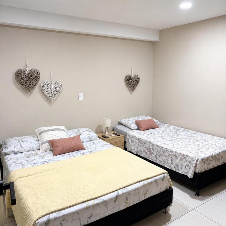 Casa Tangara Café y Hospedaje - Habitación Triple con baño privado - 1