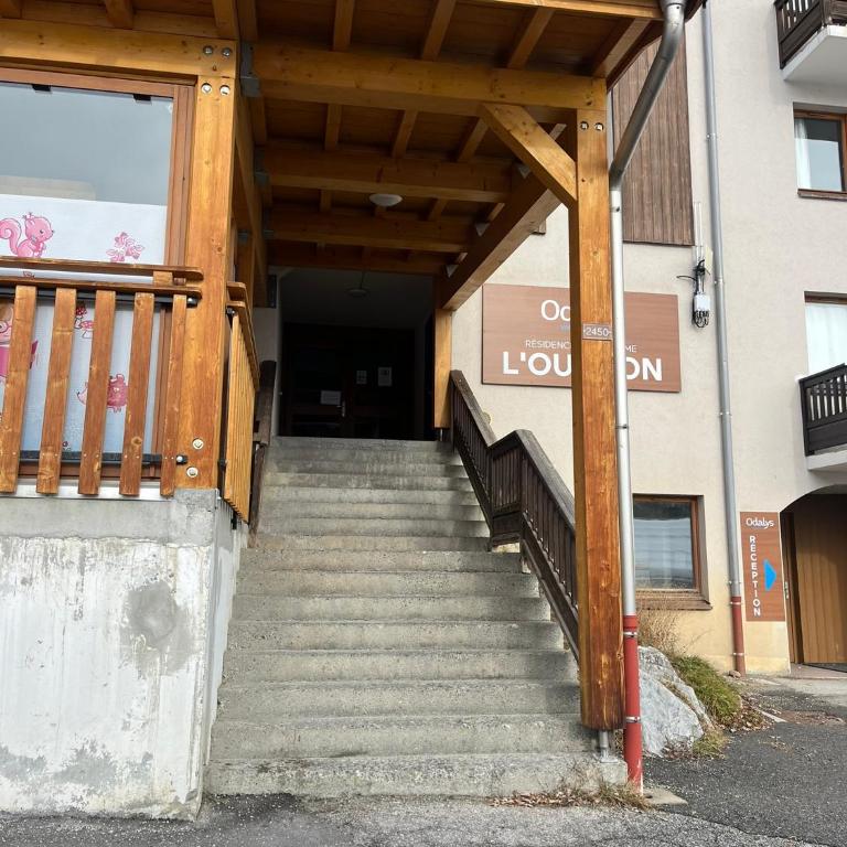 Appartement avec piscine - Vue montagne - 4 voyageurs - Appartement 2 Chambres - 2