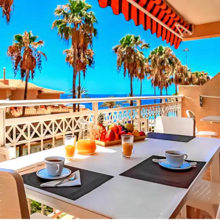 Magnificent beachfront apartment - Appartement 2 Chambres - 32