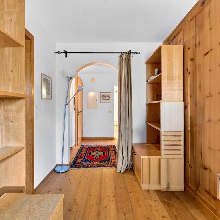 5 bedrooms Family Home near Sankt Moritz - Apartment - 9