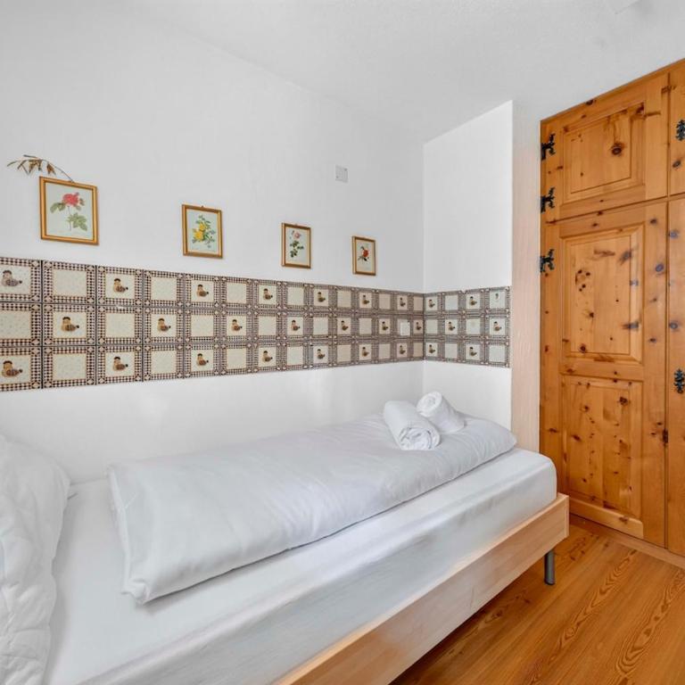 5 bedrooms Family Home near Sankt Moritz - Apartment - 48