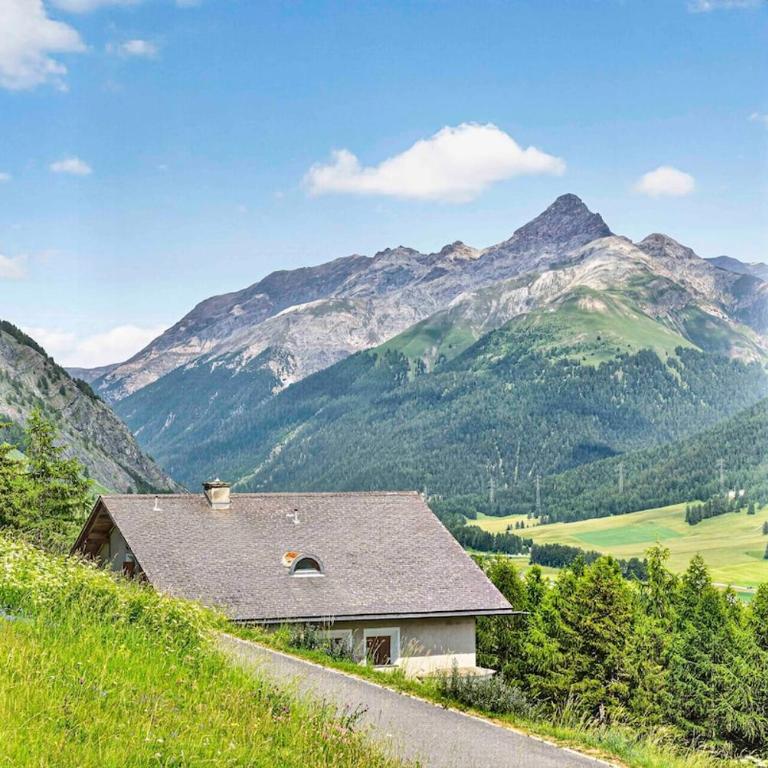 5 bedrooms Family Home near Sankt Moritz - Apartment - 61