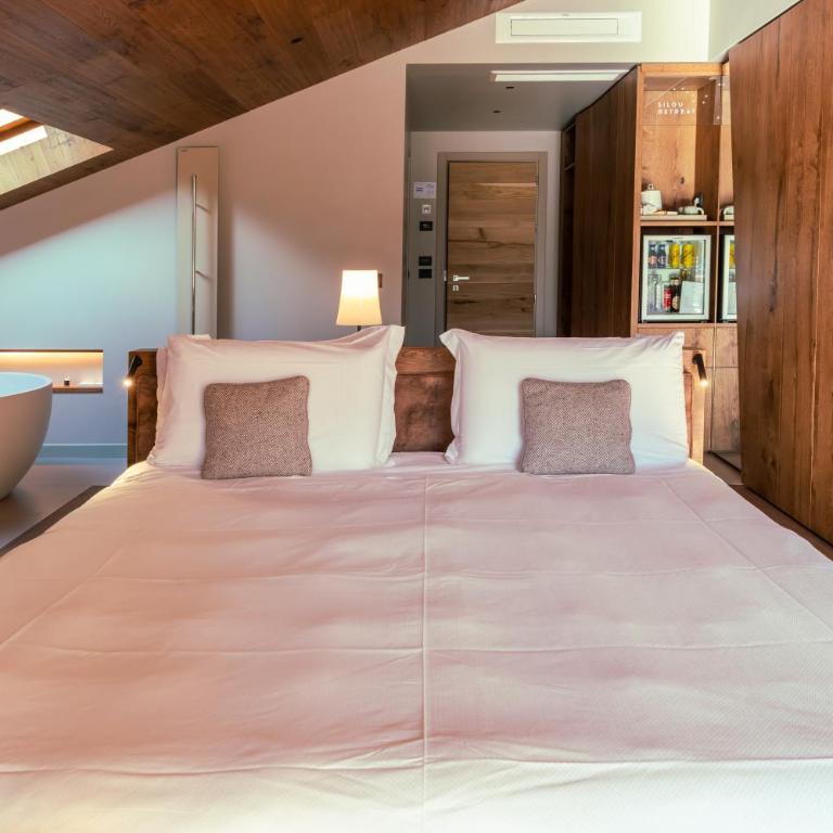 Silou Retreat - Habitación Doble Deluxe con bañera - 5