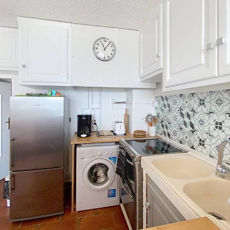Studio en bord de mer, rez de jardin, accès plage - FR-1-610-90 - Estudio - 11