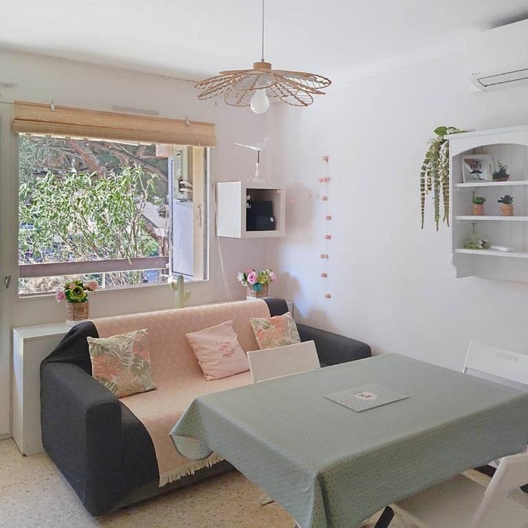 Appartement T2 Climatise avec Loggia à La Favière, Proche Plages et Commerces, Parking Inclus - FR-1-610-2 - Appartement (4 Adultes) - 5