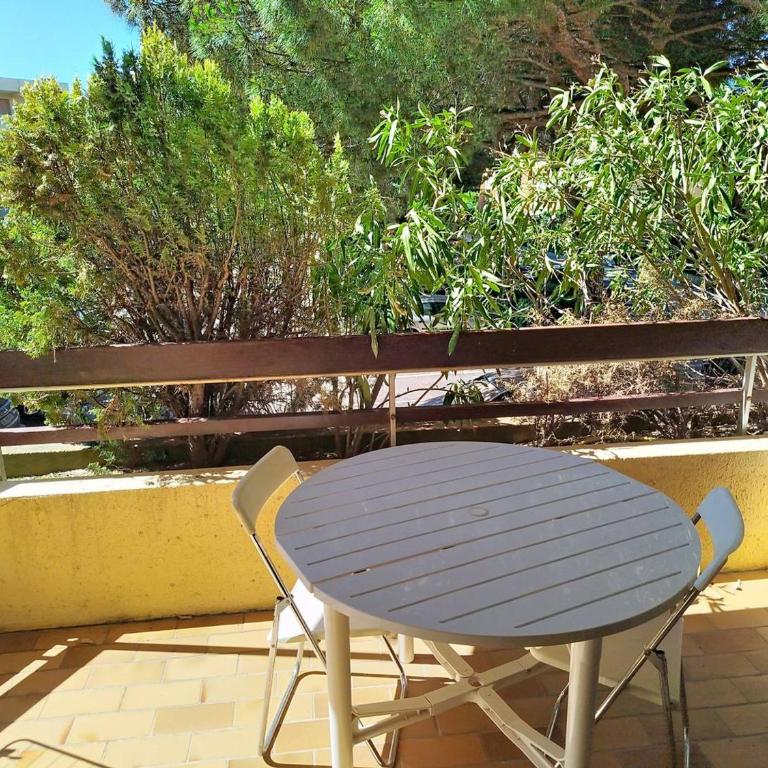 Appartement T2 Climatise avec Loggia à La Favière, Proche Plages et Commerces, Parking Inclus - FR-1-610-2 - Appartement (4 Adultes) - 1