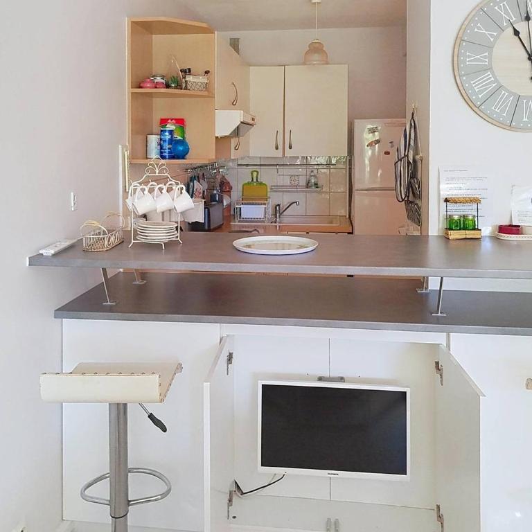 Appartement T2 Climatise avec Loggia à La Favière, Proche Plages et Commerces, Parking Inclus - FR-1-610-2 - Appartement (4 Adultes) - 7