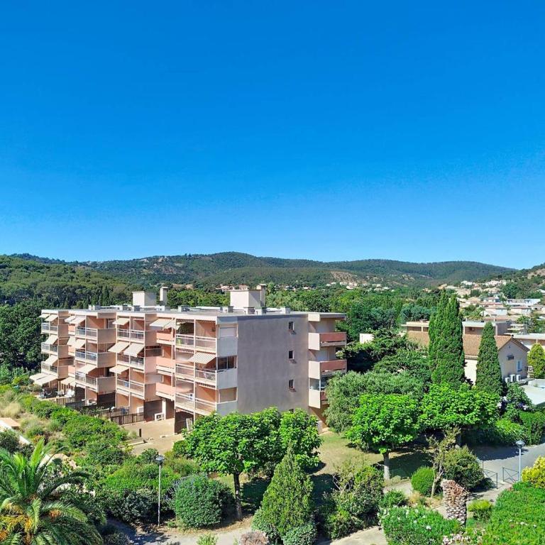Studio cabine climatisé avec piscine et parking à Bormes-les-Mimosas - FR-1-610-75 - Studio - 7