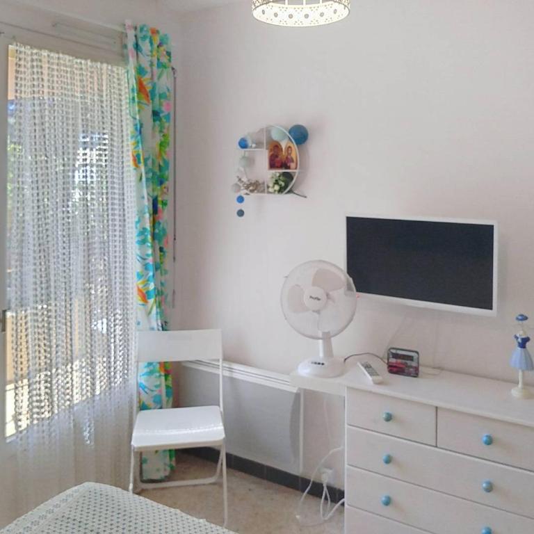 Appartement T2 Climatise avec Loggia à La Favière, Proche Plages et Commerces, Parking Inclus - FR-1-610-2 - Appartement (4 Adultes) - 11