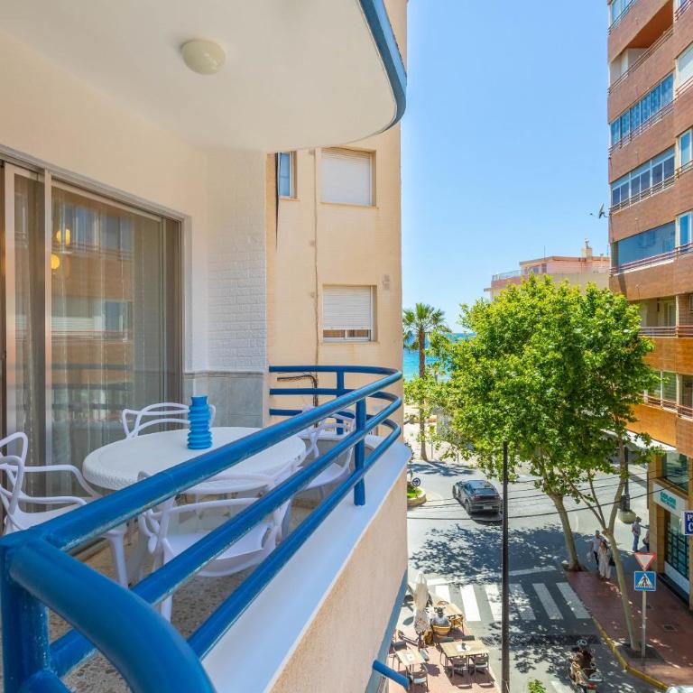 Arenal Mar Inftour - Three-Bedroom Apartment - 11