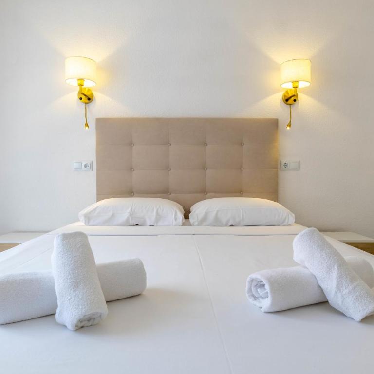 Arenal Mar Inftour - Three-Bedroom Apartment - 26