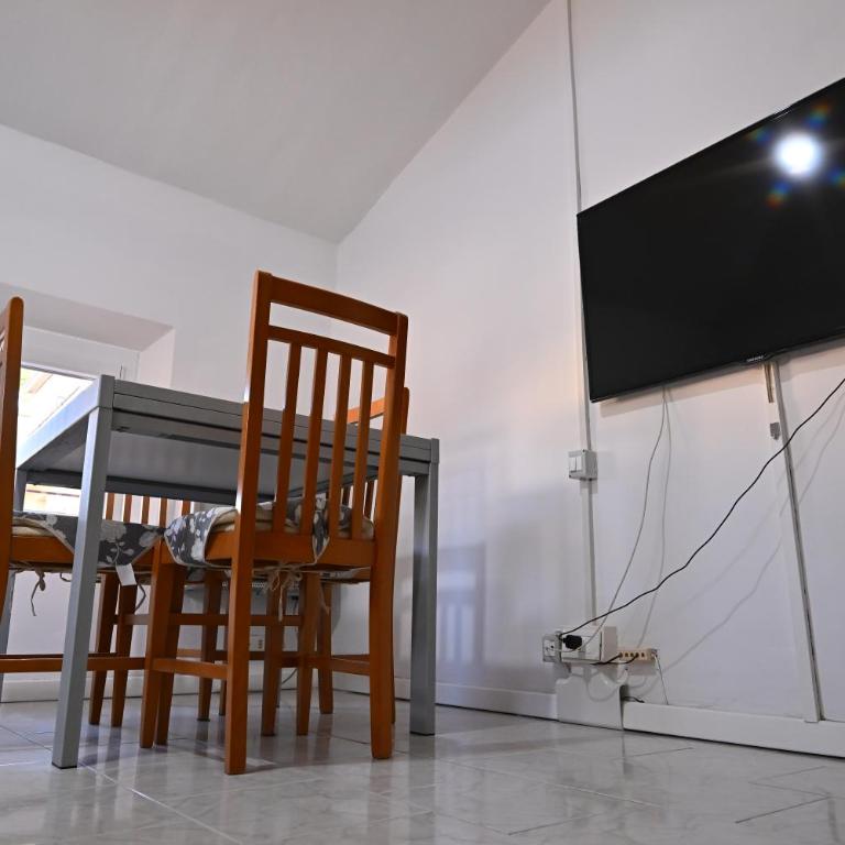 UNI LOFT - zona policlinico - polo universitario - Appartamento con 1 Camera da Letto - 6