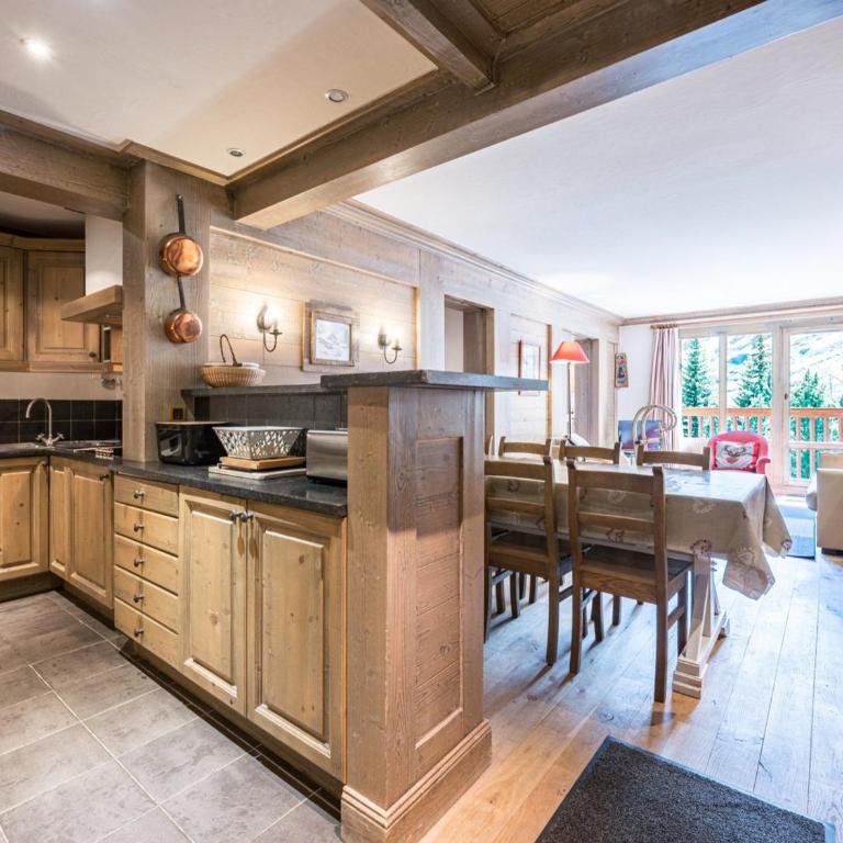 Appartement convivial 3 chambres avec accès pistes à Val-d'Isère - FR-1-518-88 - Appartement - 10
