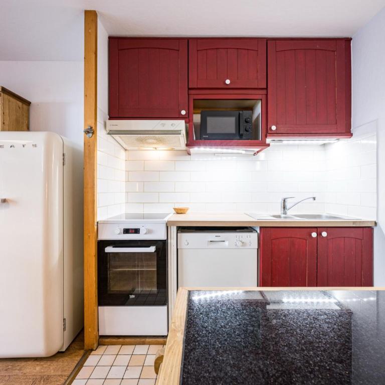 Appartement 8 pers, proche pistes, parking inclus - FR-1-518-104 - Apartment - 15