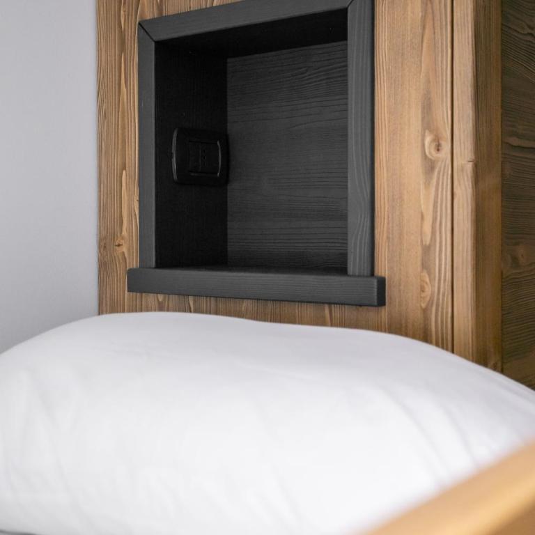 Nicole House - Appartamento con 2 Camere da Letto e Balcone - 62