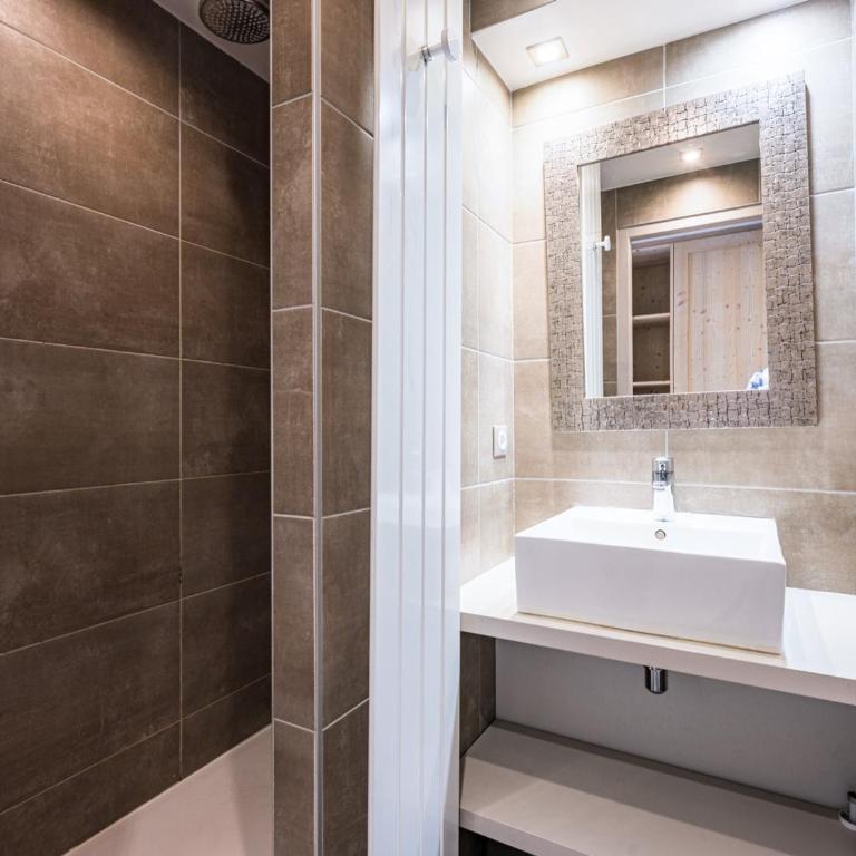 Studio avec Mezzanine - Centre Val-d'Isère, 4-5 pers - FR-1-518-117 - Studio - 19