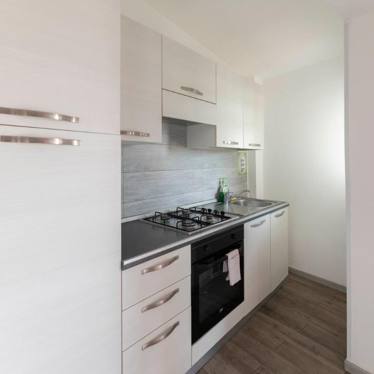 Mattia's Apartment - Appartamento Deluxe con 2 Camere da Letto e Balcone - 15