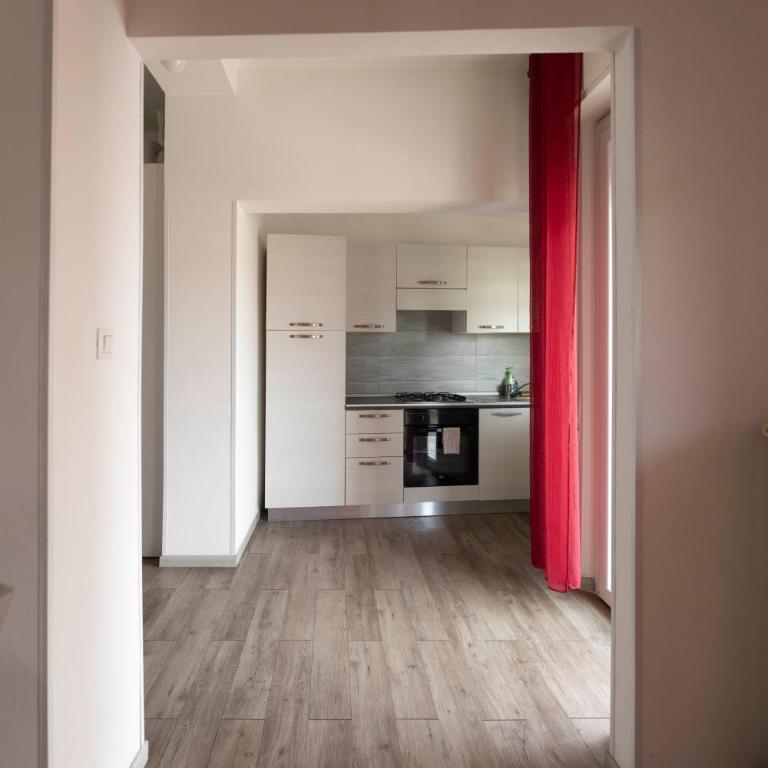 Mattia's Apartment - Appartamento Deluxe con 2 Camere da Letto e Balcone - 10