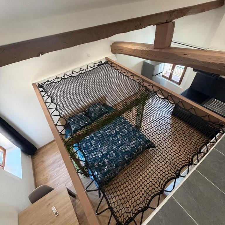 Studio atypique avec filet suspendu & mezzanine - Appartement 1 Chambre - 6