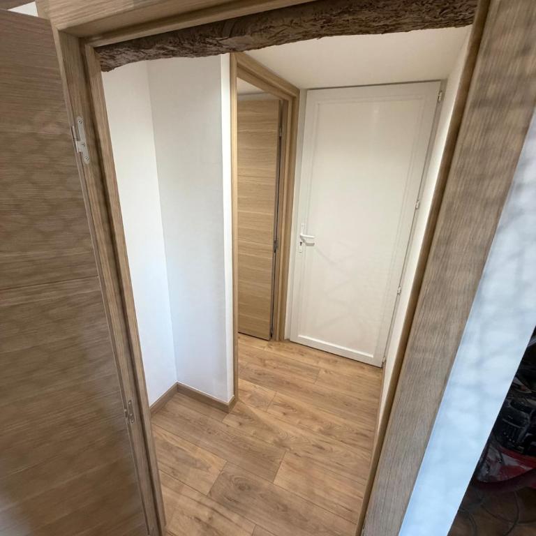 Studio atypique avec filet suspendu & mezzanine - Appartement 1 Chambre - 9