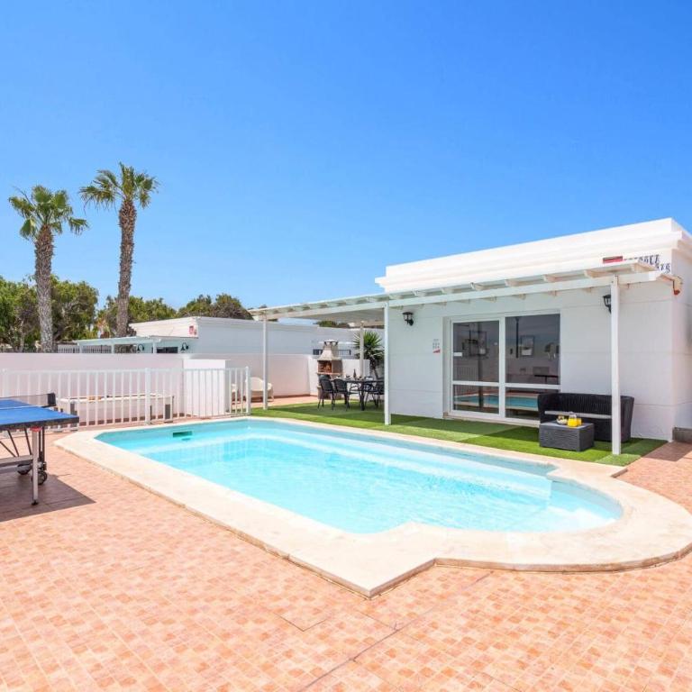 Villa Amapola Mar by Villa Plus - Villa - 1