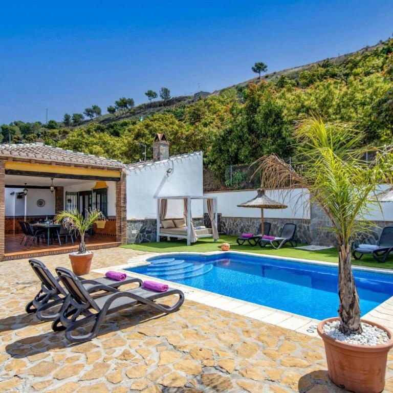 Villa Maravillas by Villa Plus - Villa - 3
