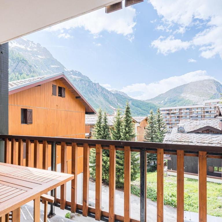 Studio rénové centre-ville Val-d'Isère avec balcon - FR-1-518-167 - Studio - 17