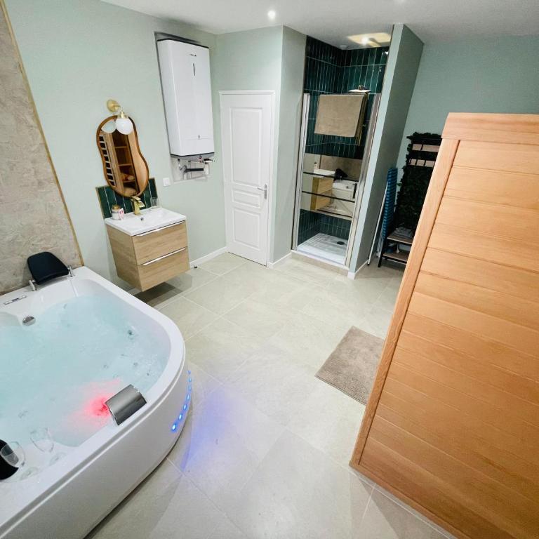La Suite Athénée - Sauna & Balnéo cœur de Rouen - 407 - Studio - 2