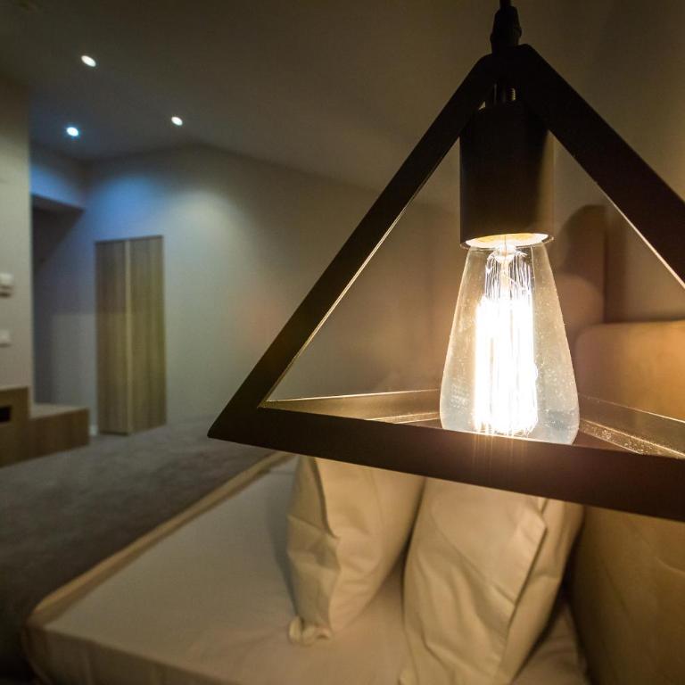 Hotel Crystal Light - Deluks Dvokrevetna Soba sa Bračnim Krevetom - 14