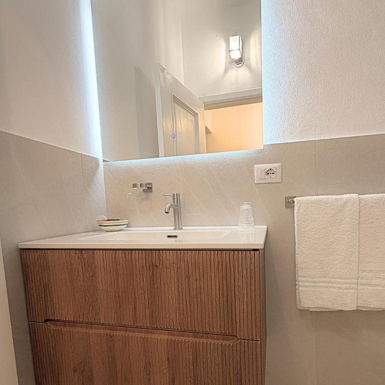 The Six Ortigia Residences - Appartamento con 2 Camere da Letto e Vista Mare - 5