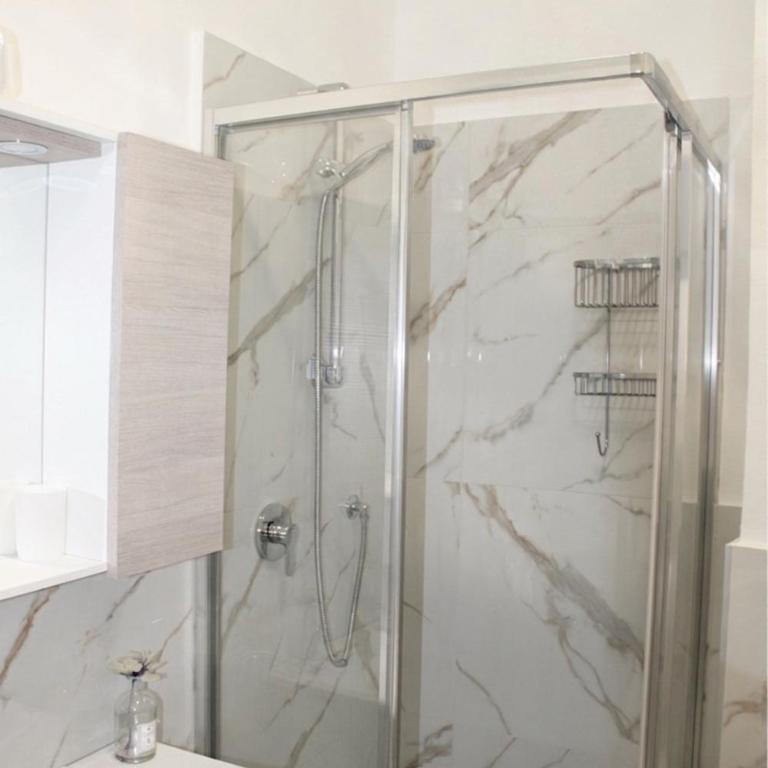 the SIVA apartments - Via Volta, 165 - Appartamento con 1 Camera da Letto - 16